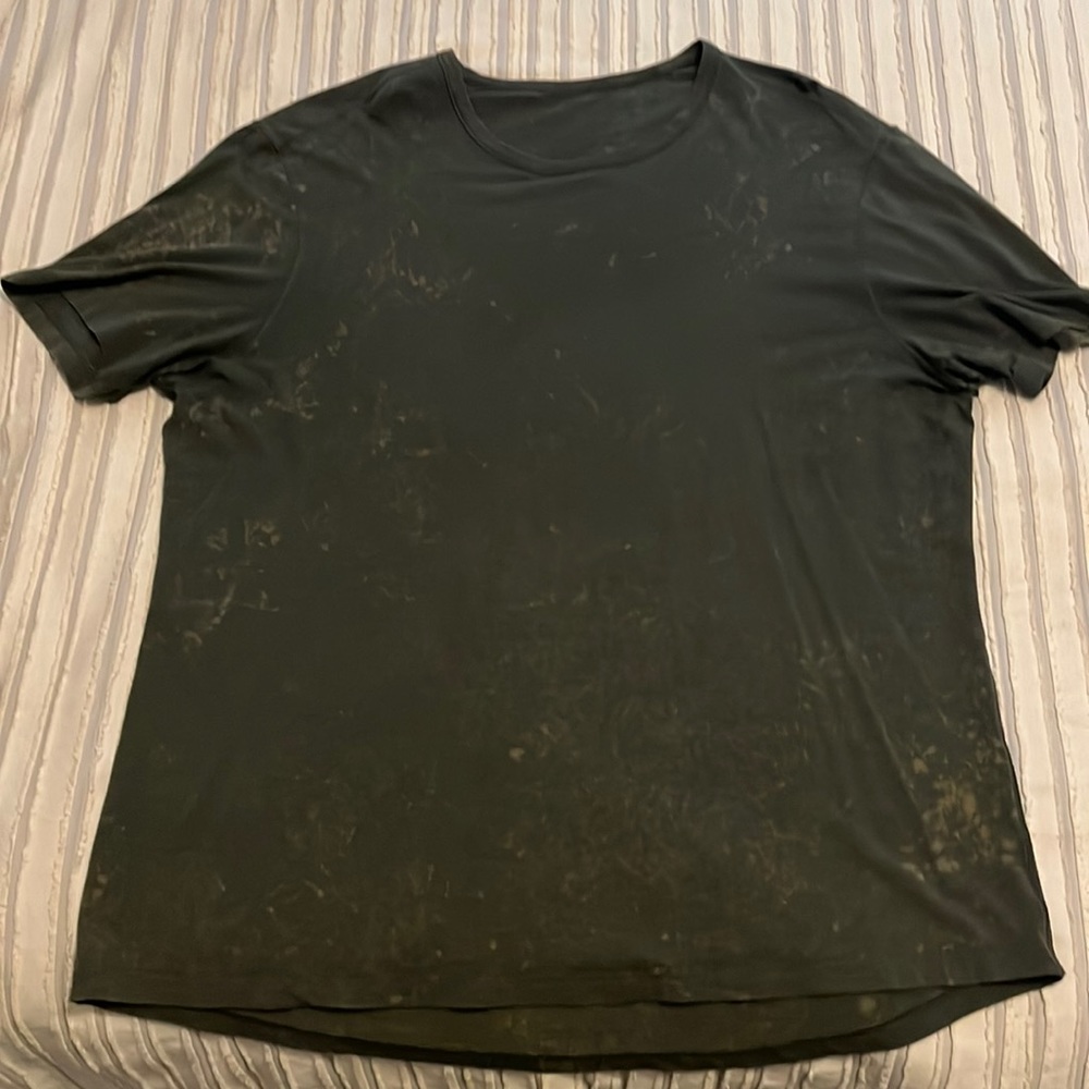 Lululemon shirt, mint condition xxl